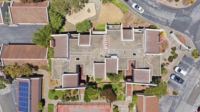 5017 Palmetto Avenue 62, Pacifica, CA 94044