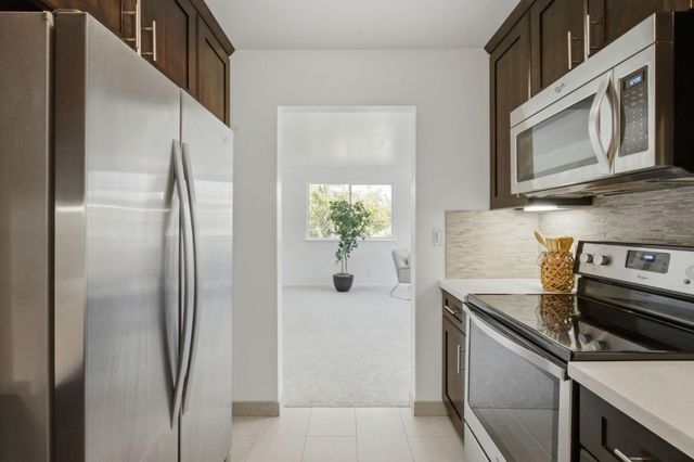 5017 Palmetto Avenue 62, Pacifica, CA 94044