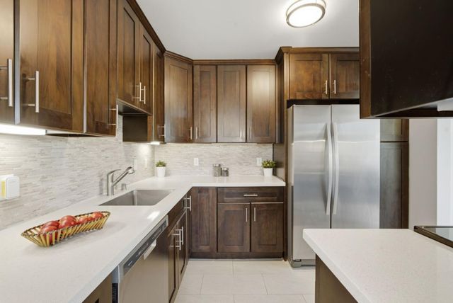 5017 Palmetto Avenue 62, Pacifica, CA 94044