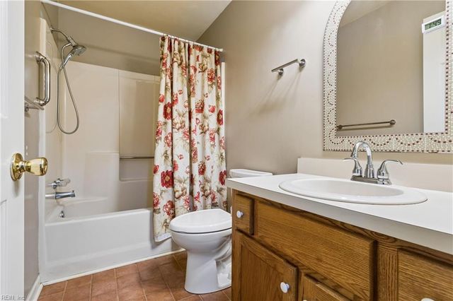 752 Manning Bridge RD, Suffolk, VA 23434