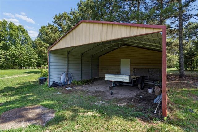 752 Manning Bridge RD, Suffolk, VA 23434