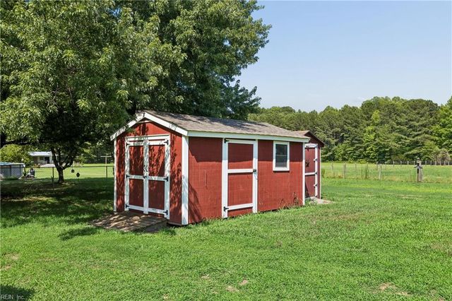 752 Manning Bridge RD, Suffolk, VA 23434