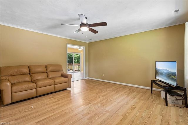 752 Manning Bridge RD, Suffolk, VA 23434