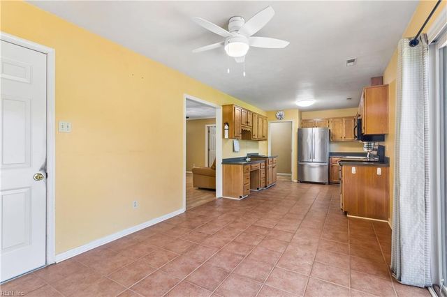 752 Manning Bridge RD, Suffolk, VA 23434