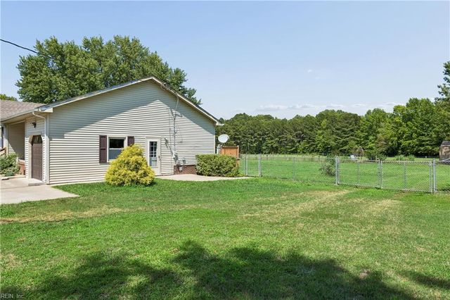 752 Manning Bridge RD, Suffolk, VA 23434