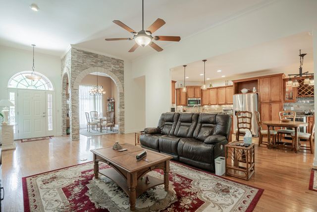 7120 Homestead Circle, Hixson, TN 37343