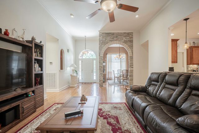 7120 Homestead Circle, Hixson, TN 37343