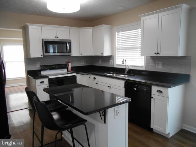 1905 AIRCRAFT CT, Odenton, MD 21113