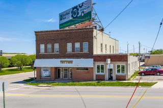 501-505 W 4th Street, Waterloo, IA 50701