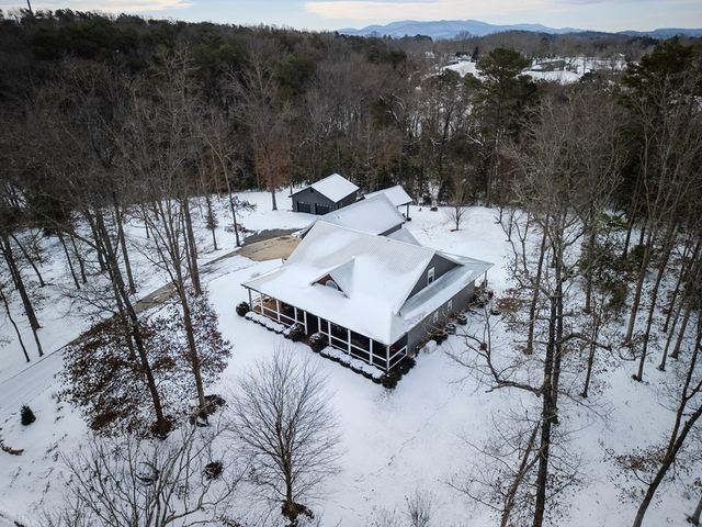 638 Farmer Circle, Mineral Bluff, GA 30559