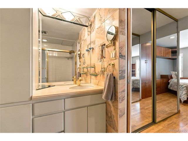 130 N Pearl St 1701, Denver, CO 80203