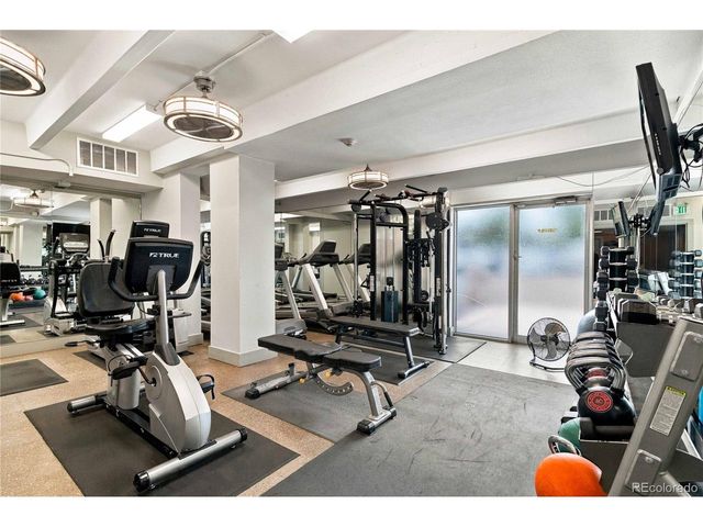 130 N Pearl St 1701, Denver, CO 80203