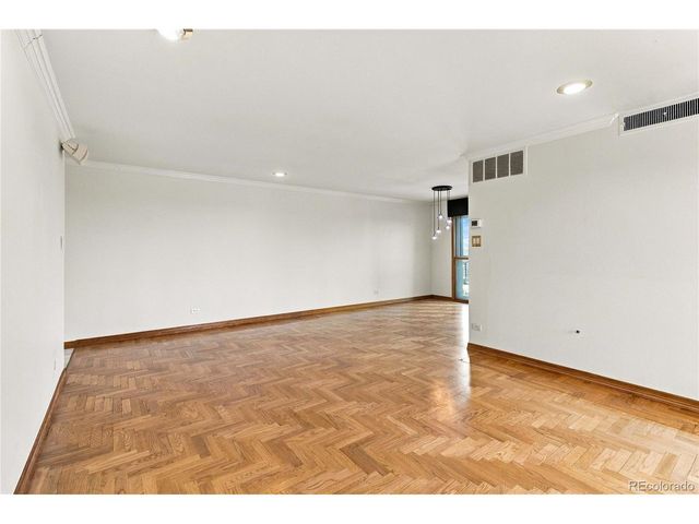 130 N Pearl St 1701, Denver, CO 80203