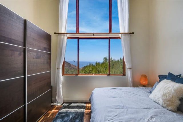 26616 Ocean View Drive, Malibu, CA 90265