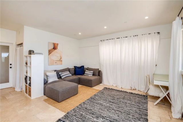 26616 Ocean View Drive, Malibu, CA 90265