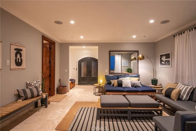 26616 Ocean View Drive, Malibu, CA 90265