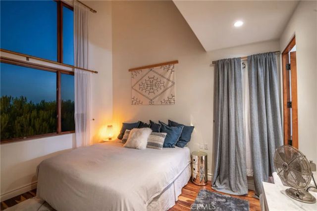 26616 Ocean View Drive, Malibu, CA 90265