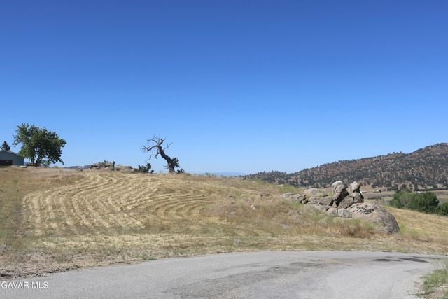 Assault Drive, Tehachapi, CA 93561