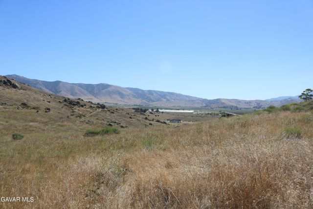 Assault Drive, Tehachapi, CA 93561