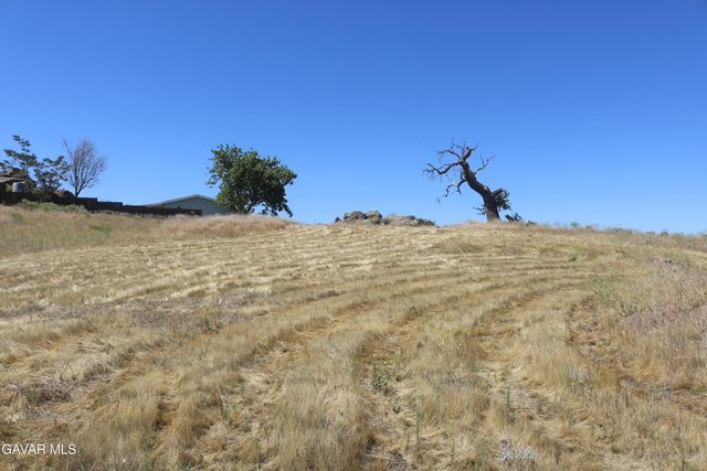 Assault Drive, Tehachapi, CA 93561