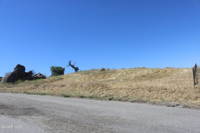 Assault Drive, Tehachapi, CA 93561