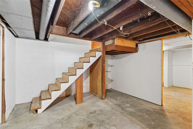 604 8th Avenue, Sully, IA 50251