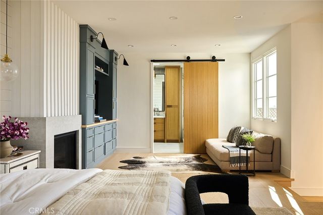 2526 Hermosa Ave, Hermosa Beach, CA 90254