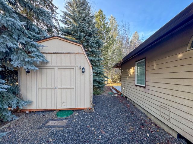 69611 Old Wagon Road, Sisters, OR 97759