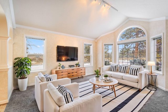 69611 Old Wagon Road, Sisters, OR 97759