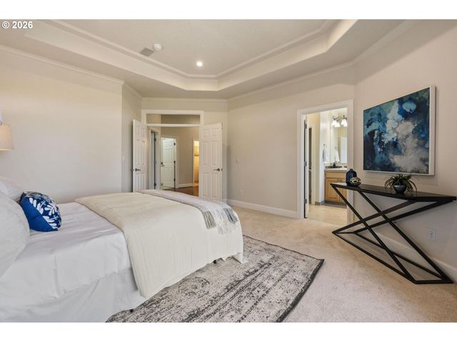 11620 Se BUCKSKIN Ct, Happy Valley, OR 97086