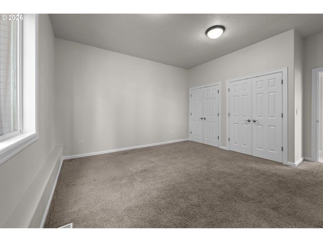 11620 Se BUCKSKIN Ct, Happy Valley, OR 97086