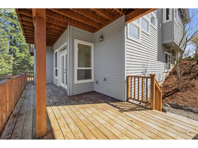 11620 Se BUCKSKIN Ct, Happy Valley, OR 97086