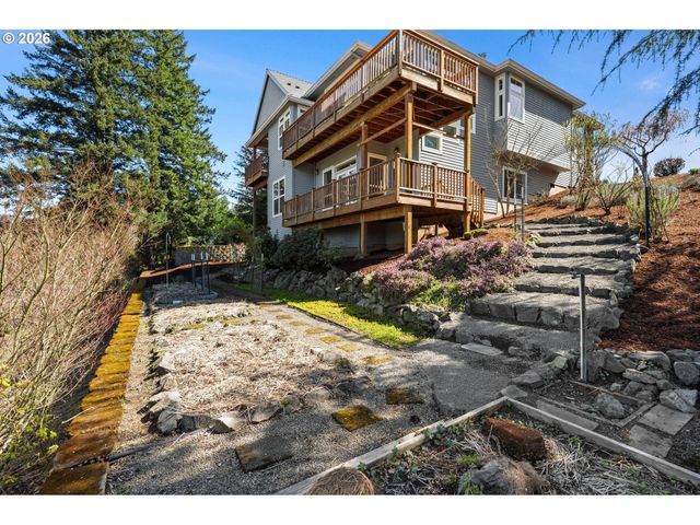 11620 Se BUCKSKIN Ct, Happy Valley, OR 97086