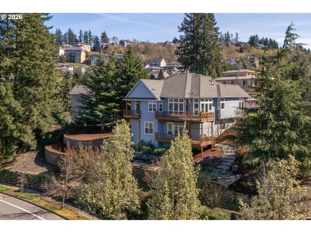 11620 Se BUCKSKIN Ct, Happy Valley, OR 97086