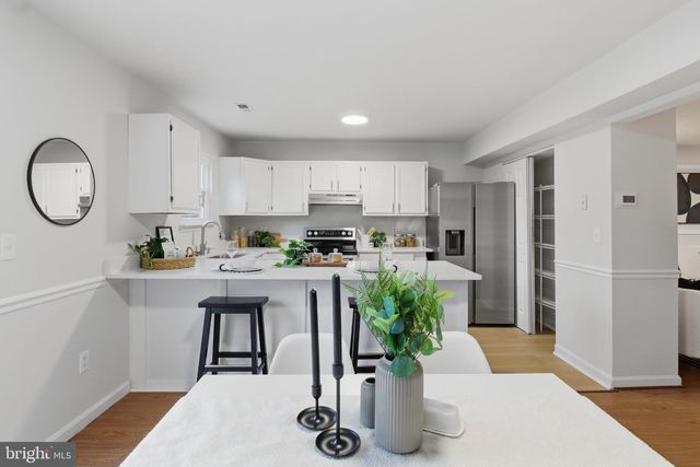 347 COOL BREEZE CT, Pasadena, MD 21122