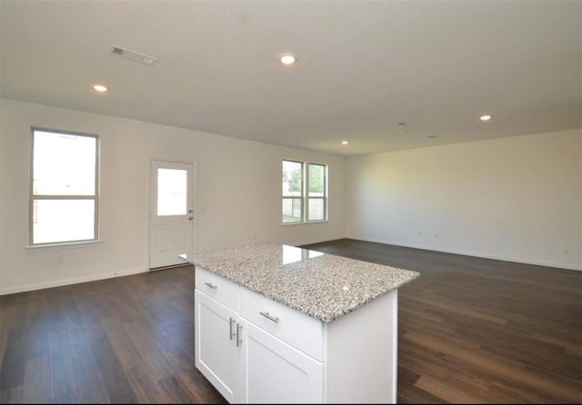 16439 Big Hickory Dr, Conroe, TX 77302