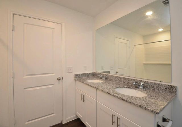 16439 Big Hickory Dr, Conroe, TX 77302