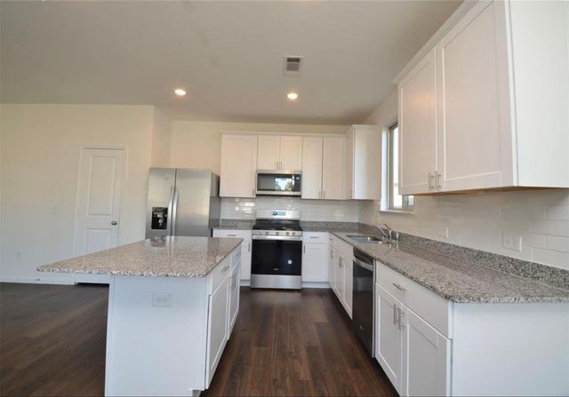 16439 Big Hickory Dr, Conroe, TX 77302