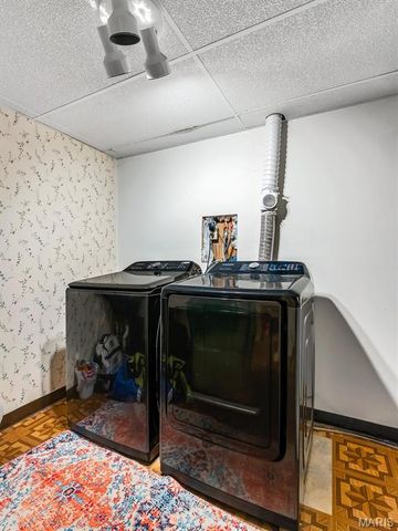 2725 Fantasy Lane, Villa Ridge, MO 63089