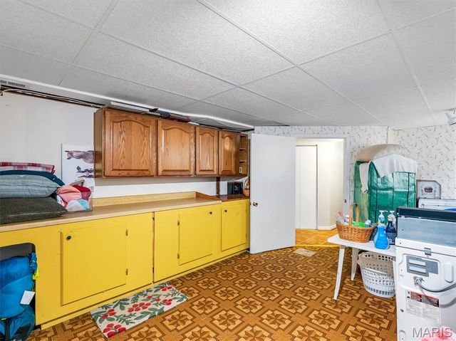 2725 Fantasy Lane, Villa Ridge, MO 63089