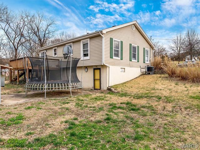 2725 Fantasy Lane, Villa Ridge, MO 63089