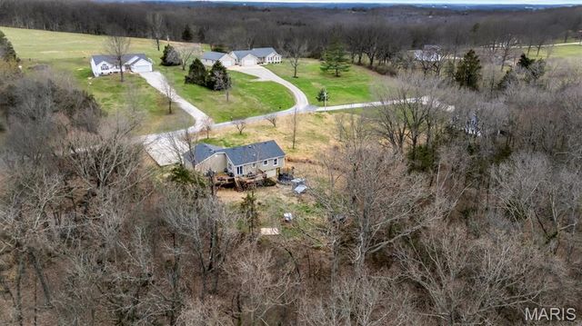 2725 Fantasy Lane, Villa Ridge, MO 63089