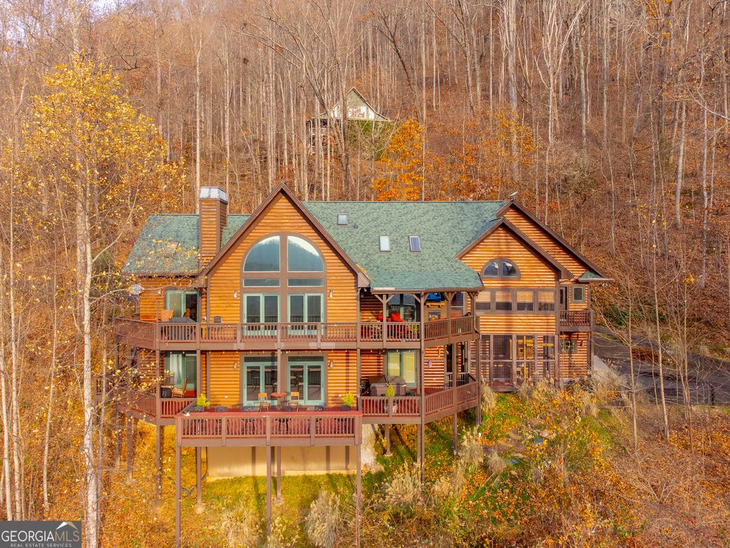 65 Meadowbrook Drive, Hayesville, NC 28904