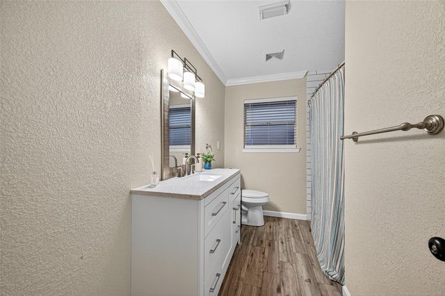 8203 Wilmerdean Street, Houston, TX 77061