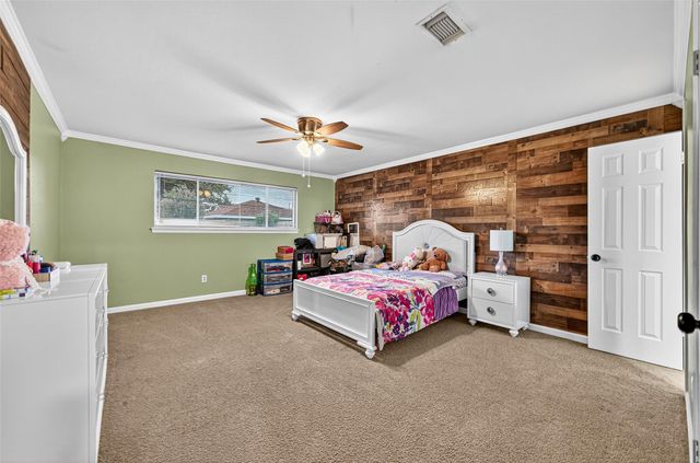 8203 Wilmerdean Street, Houston, TX 77061