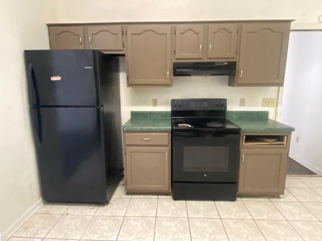 4335 GRAND CEDAR LN N, Memphis, TN 38128