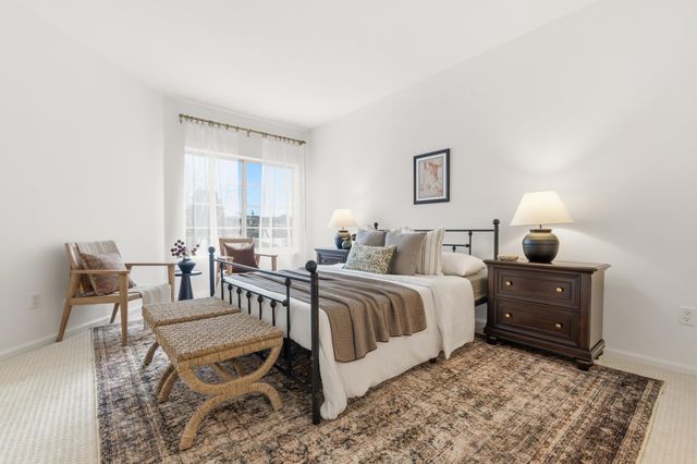 111 Saint Matthews Ave 304, San Mateo, CA 94401