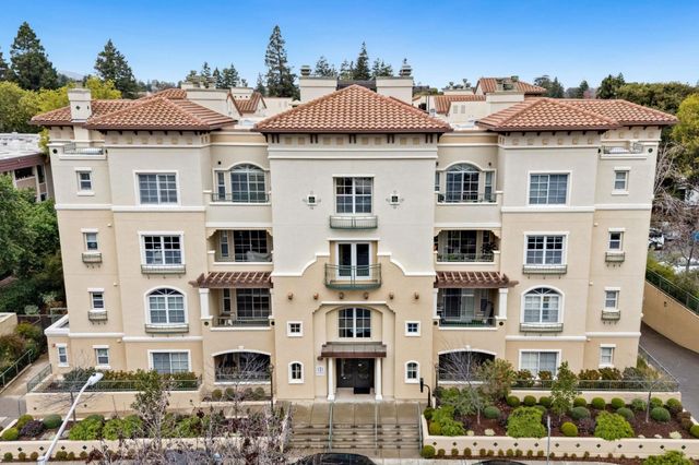 111 Saint Matthews Ave 304, San Mateo, CA 94401