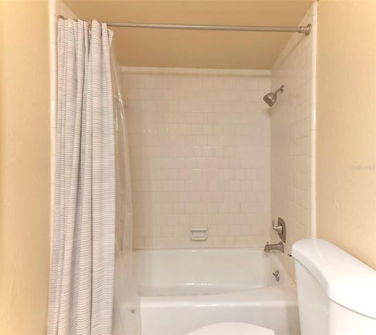 2529 GOLDEN POINCIANA PLACE, Sarasota, FL 34232