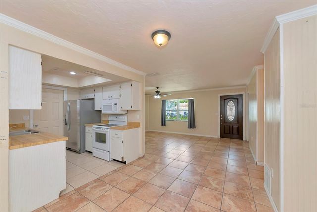 2529 GOLDEN POINCIANA PLACE, Sarasota, FL 34232